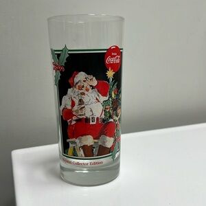 Coca Cola Santa glass. 1995 collectors edition